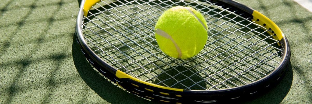 2026 Tenis Ekipmanları Karbon Teknolojisi ve Akıllı Raketler